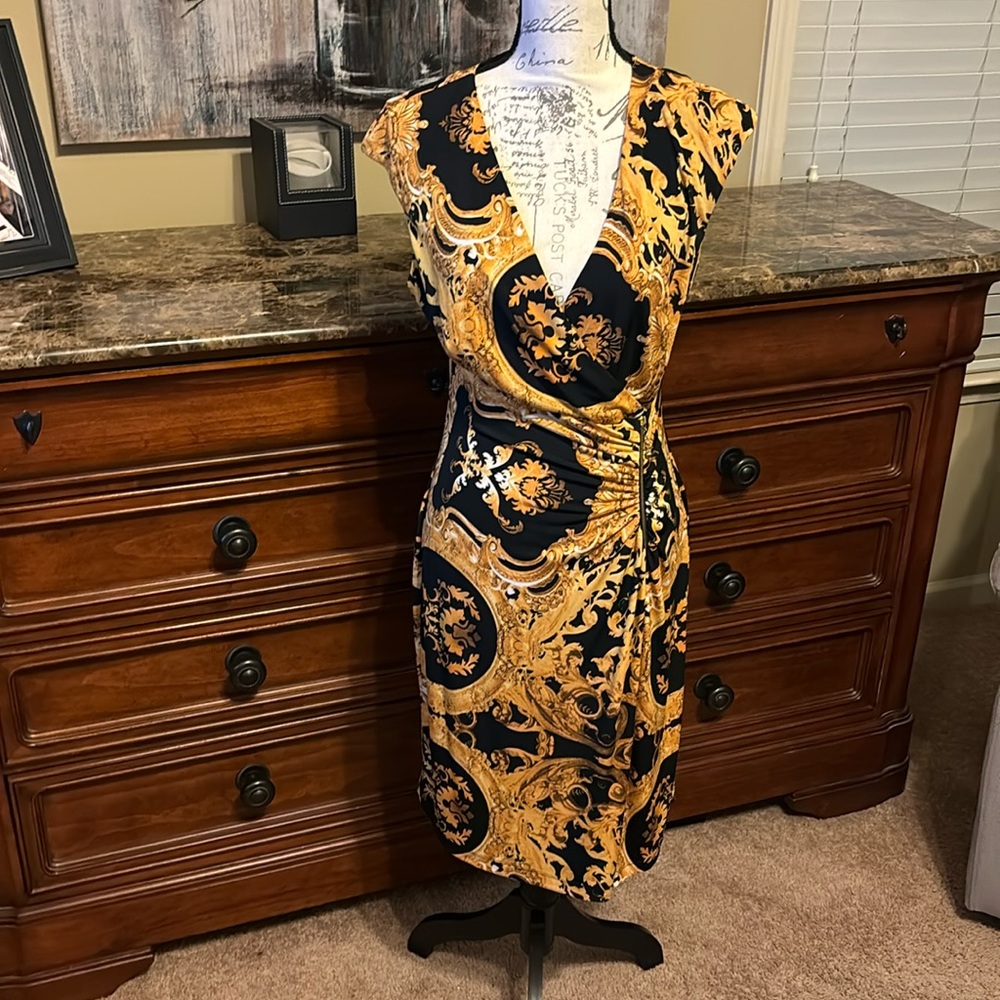 Super cute dress, size 8